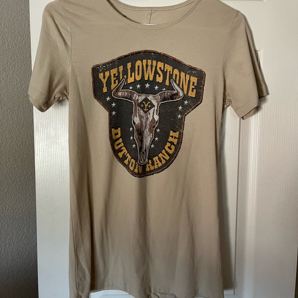 Yellowstone tee